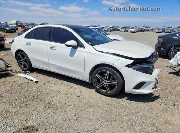 WDD3G4EBXKW021955 2019 MERCEDES-BENZ A White Front right
