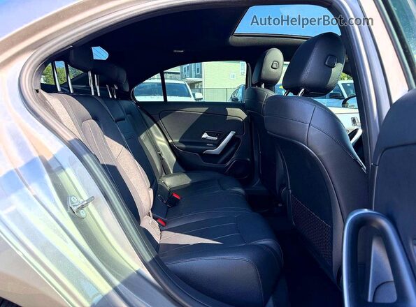 WDD3G4FB0KW024667 2019 MERCEDES-BENZ A Gold Вид ззаду
