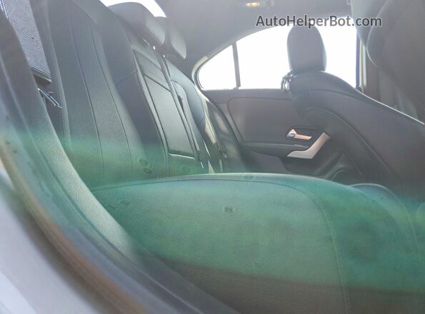 WDD3G4FB2KW028235 2019 MERCEDES-BENZ A Silver Հետևի նստատեղերի տեսք