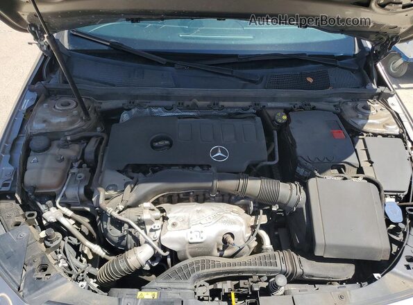 WDD3G4FB2KW028235 2019 MERCEDES-BENZ A Silver Սալոնի հետևի տեսք