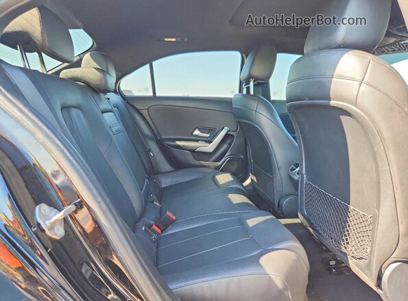 WDD3G4FB2KW028977 2019 MERCEDES-BENZ A Black Вид задніх сидінь