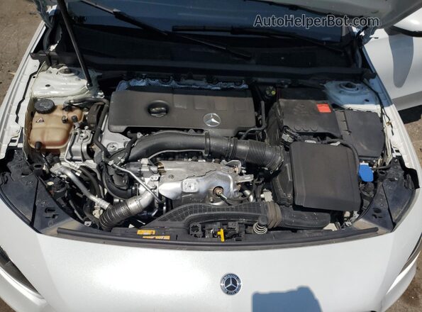 WDD3G4FB8LW039807 2020 MERCEDES-BENZ A White Vista interior trasera