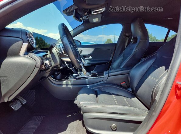 WDD5J4HB5LN035808 2020 MERCEDES-BENZ CLA-CLASS Красный Вид салона спереди