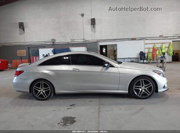 WDDKJ6HB3GF347673 2016 MERCEDES-BENZ E-CLASS Silver Widok wnętrza 360 stopni