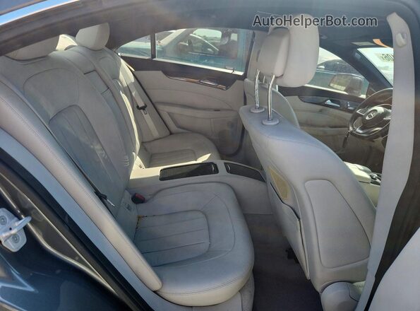 WDDLJ6FB9GA168588 2016 MERCEDES-BENZ CLS-CLASS Gray Widok tylnych siedzeń