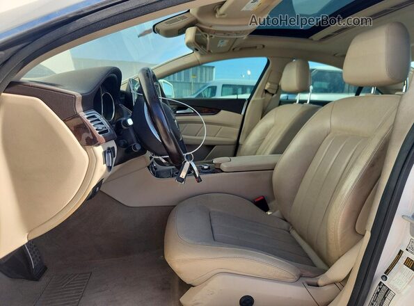 WDDLJ7DB9HA197227 2017 MERCEDES-BENZ CLS-CLASS White Front interior view