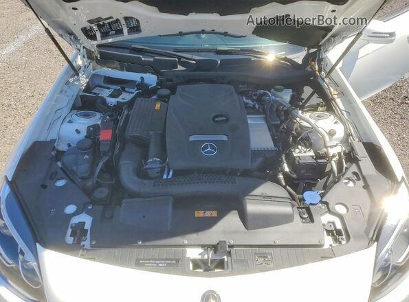 WDDPK3JA7JF148541 2018 MERCEDES-BENZ SLC White უკანა სალონის ხედი