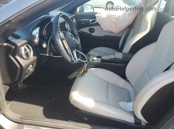 WDDPK5HA1GF117456 2016 MERCEDES-BENZ SLK Gray Widok wnętrza z przodu