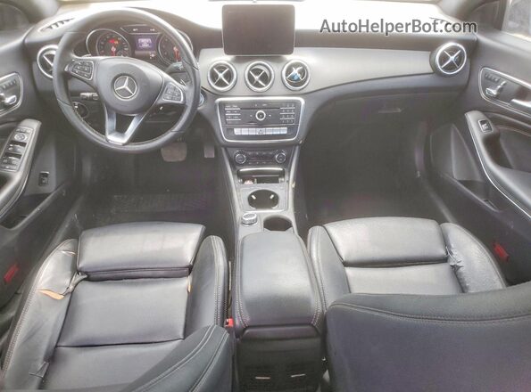WDDSJ4EB0HN439064 2017 MERCEDES-BENZ CLA-CLASS Черный Вид панели приборов