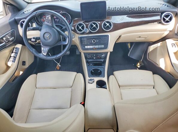 WDDSJ4EB0JN510656 2018 MERCEDES-BENZ CLA-CLASS White Vista del salpicadero