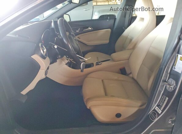 WDDSJ4EB0JN510883 2018 MERCEDES-BENZ CLA-CLASS Серый Вид салона спереди