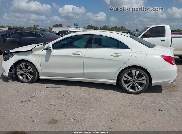 WDDSJ4EB0JN526131 2018 MERCEDES-BENZ CLA 250 Белый Панорамный вид салона 360°