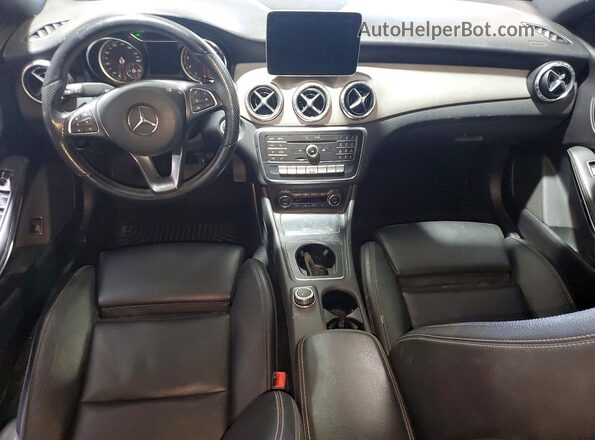 WDDSJ4EB0KN699293 2019 MERCEDES-BENZ CLA-CLASS Черный Вид панели приборов