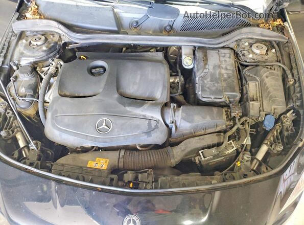 WDDSJ4EB0KN699293 2019 MERCEDES-BENZ CLA-CLASS Черный Вид задней части салона