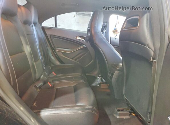 WDDSJ4EB0KN699293 2019 MERCEDES-BENZ CLA-CLASS Черный Вид задних сидений