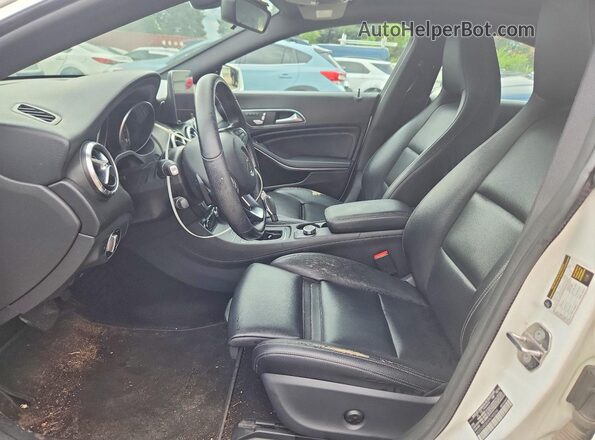 WDDSJ4EB0KN740246 2019 MERCEDES-BENZ CLA-CLASS White Vista interior delantera