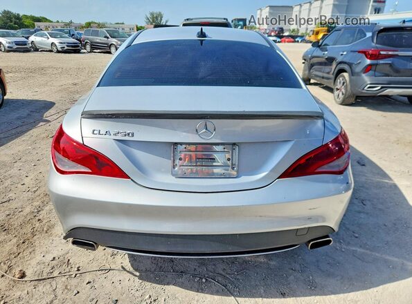 WDDSJ4EB1GN327162 2016 MERCEDES-BENZ CLA-CLASS Silver Widok z tyłu