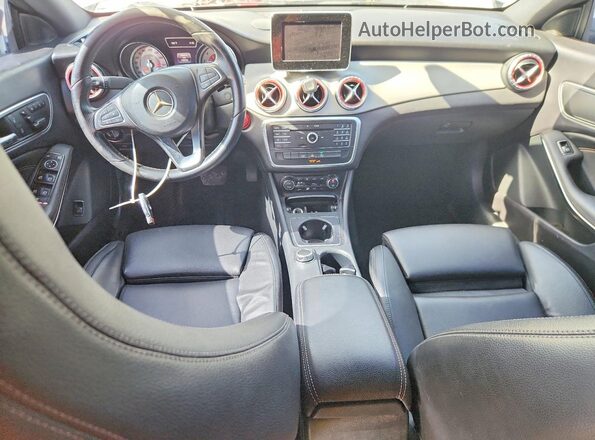 WDDSJ4EB1GN327162 2016 MERCEDES-BENZ CLA-CLASS Silver Widok deski rozdzielczej