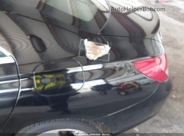WDDSJ4EB1GN369752 2016 MERCEDES-BENZ CLA 250 Black Widok z przodu