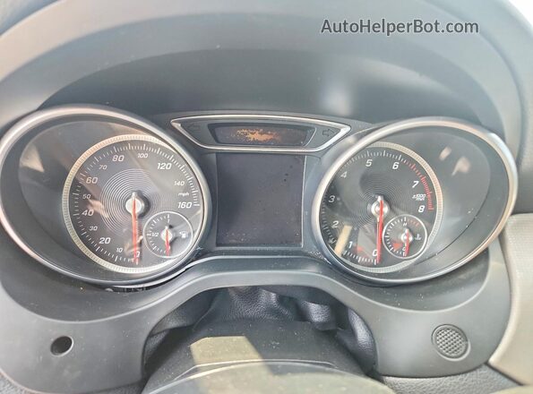 WDDSJ4EB1JN544699 2018 MERCEDES-BENZ CLA-CLASS Серебряный Вид щитка приборов