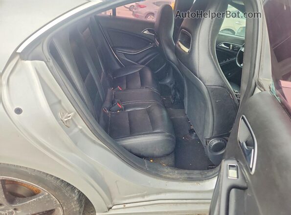 WDDSJ4EB2GN312699 2016 MERCEDES-BENZ CLA-CLASS Silver უკანა სავარძლების ხედი