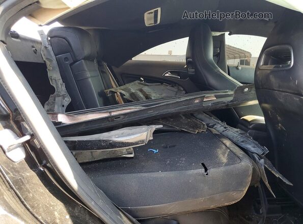 WDDSJ4EB2JN693171 2018 MERCEDES-BENZ CLA-CLASS Black Vista de los asientos traseros