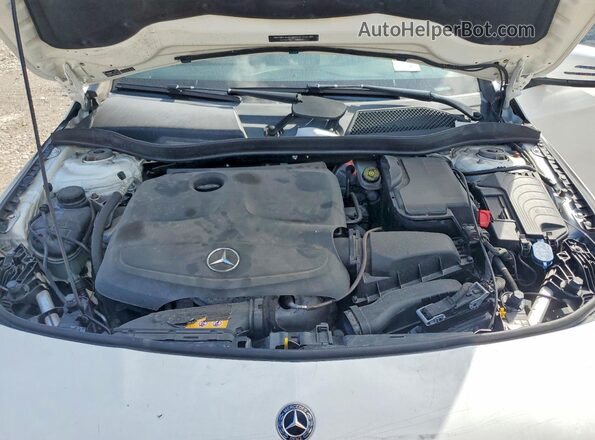 WDDSJ4EB2KN729877 2019 MERCEDES-BENZ CLA-CLASS Белый Вид подкапотного пространства