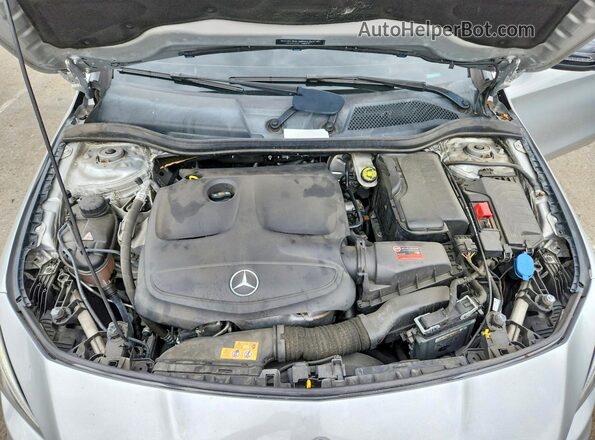 WDDSJ4EB3JN515964 2018 MERCEDES-BENZ CLA-CLASS Silver Вид задньої частини салону