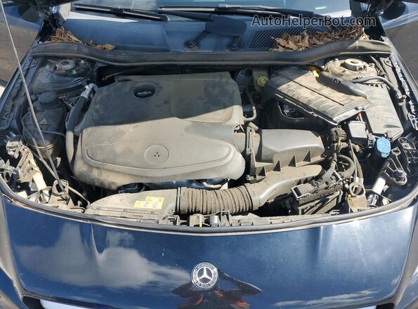 WDDSJ4EB3JN519044 2018 MERCEDES-BENZ CLA-CLASS Black Rear interior view