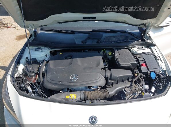 WDDSJ4EB3JN550763 2018 MERCEDES-BENZ CLA 250 White Widok z tyłu
