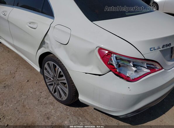 WDDSJ4EB3JN550763 2018 MERCEDES-BENZ CLA 250 White Widok z przodu