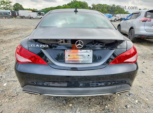 WDDSJ4EB3JN664732 2018 MERCEDES-BENZ CLA-CLASS Черный Вид сзади