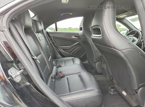 WDDSJ4EB3JN664732 2018 MERCEDES-BENZ CLA-CLASS Черный Вид задних сидений