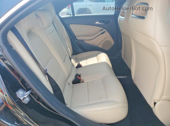 WDDSJ4EB4JN682785 2018 MERCEDES-BENZ CLA-CLASS Черный Вид задних сидений