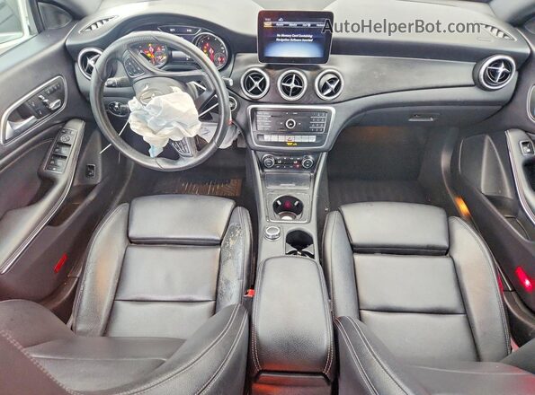 WDDSJ4EB4KN707914 2019 MERCEDES-BENZ CLA-CLASS Белый Вид панели приборов