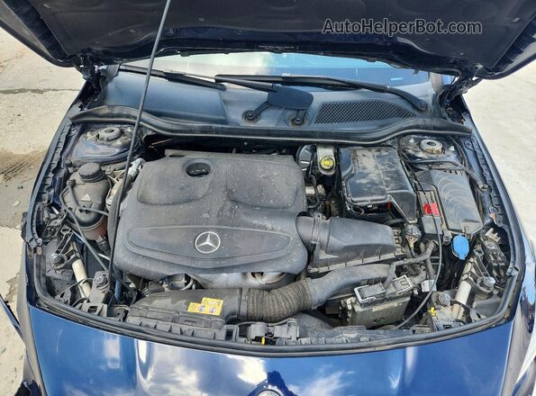 WDDSJ4EB5JN532619 2018 MERCEDES-BENZ CLA-CLASS Blue Vista interior trasera