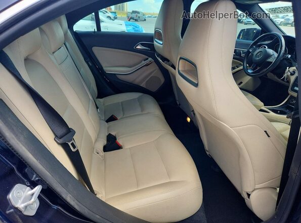 WDDSJ4EB5JN532619 2018 MERCEDES-BENZ CLA-CLASS Blue Vista de los asientos traseros
