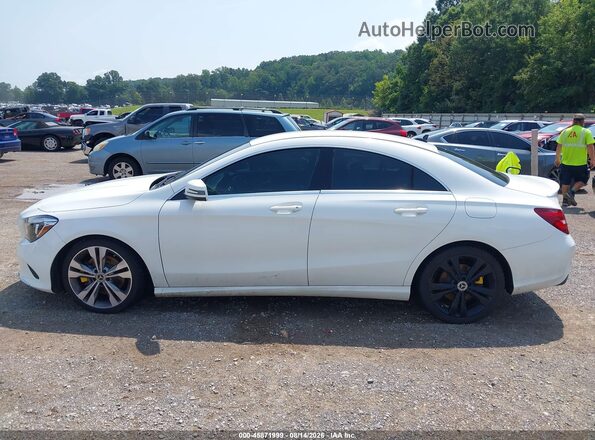 WDDSJ4EB5KN749525 2019 MERCEDES-BENZ CLA 250 White 360 interior view