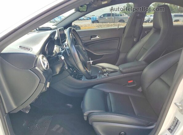 WDDSJ4EB6GN327190 2016 MERCEDES-BENZ CLA-CLASS White Front interior view