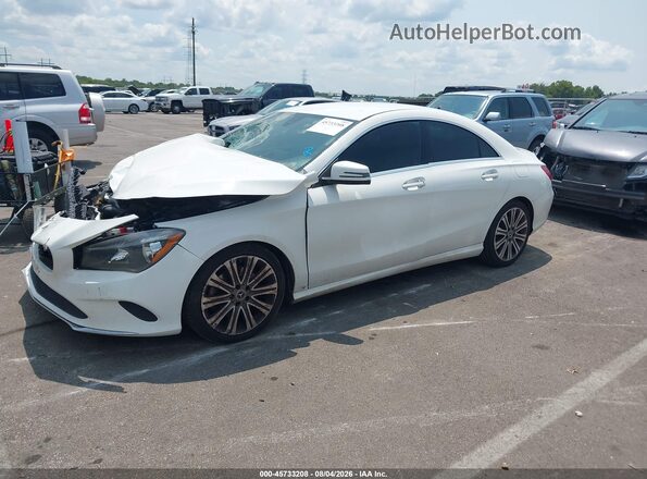 WDDSJ4EB6JN659055 2018 MERCEDES-BENZ CLA 250 White Vista tres cuartos delantera izquierda
