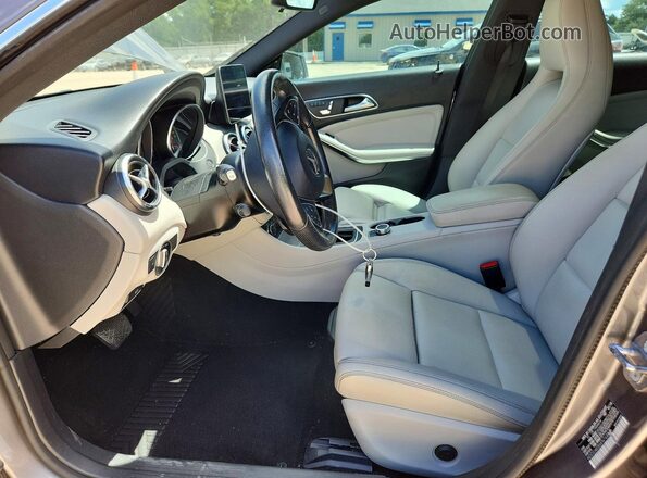 WDDSJ4EB6KN768441 2019 MERCEDES-BENZ CLA-CLASS Gray წინა სალონის ხედი
