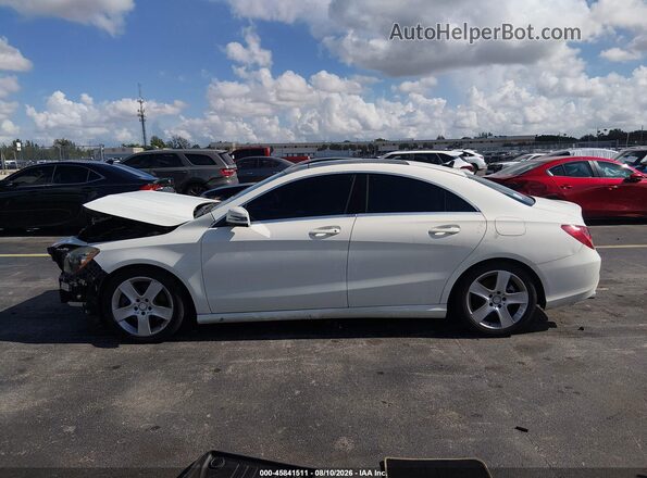 WDDSJ4EB7GN320619 2016 MERCEDES-BENZ CLA 250 White Սալոնի 360 աստիճան տեսք