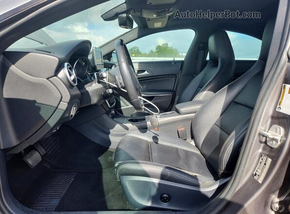 WDDSJ4EB8GN368498 2016 MERCEDES-BENZ CLA-CLASS Gray Front interior view
