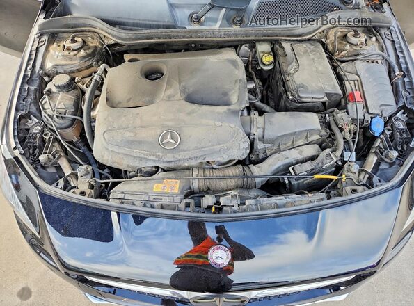 WDDSJ4EB8HN421122 2017 MERCEDES-BENZ CLA-CLASS Black Սալոնի հետևի տեսք