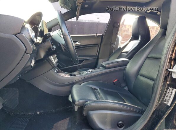 WDDSJ4EB8HN439779 2017 MERCEDES-BENZ CLA-CLASS Black Front interior view