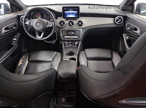 WDDSJ4EB8KN742911 2019 MERCEDES-BENZ CLA-CLASS Черный Вид панели приборов