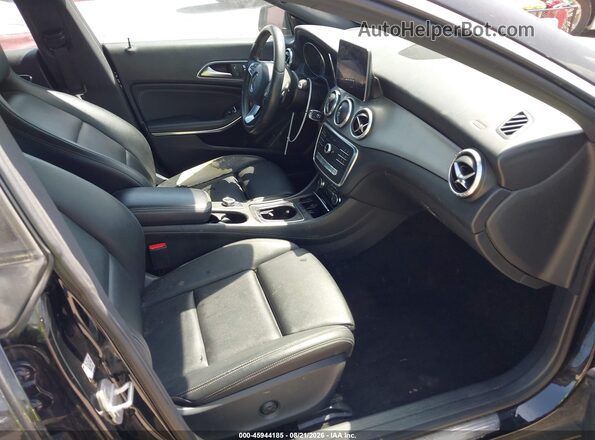WDDSJ4EB9HN427348 2017 MERCEDES-BENZ CLA 250 Черный Вид салона спереди