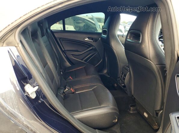 WDDSJ4EB9HN454730 2017 MERCEDES-BENZ CLA-CLASS Blue Widok tylnych siedzeń