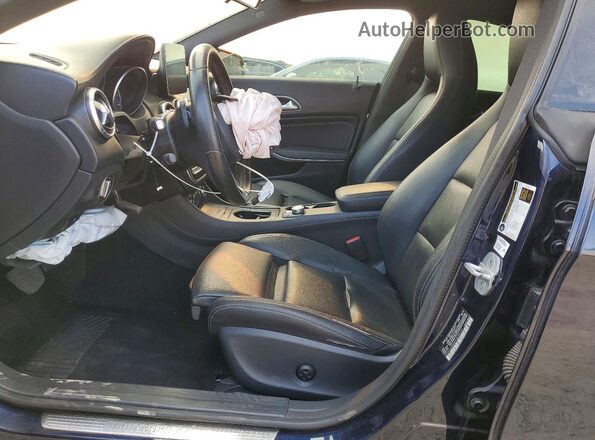 WDDSJ4EB9HN454730 2017 MERCEDES-BENZ CLA-CLASS Blue Widok wnętrza z przodu