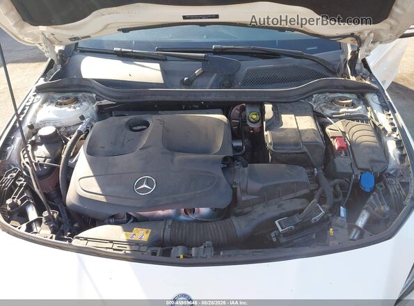 WDDSJ4EB9JN513975 2018 MERCEDES-BENZ CLA 250 White Вид ззаду
